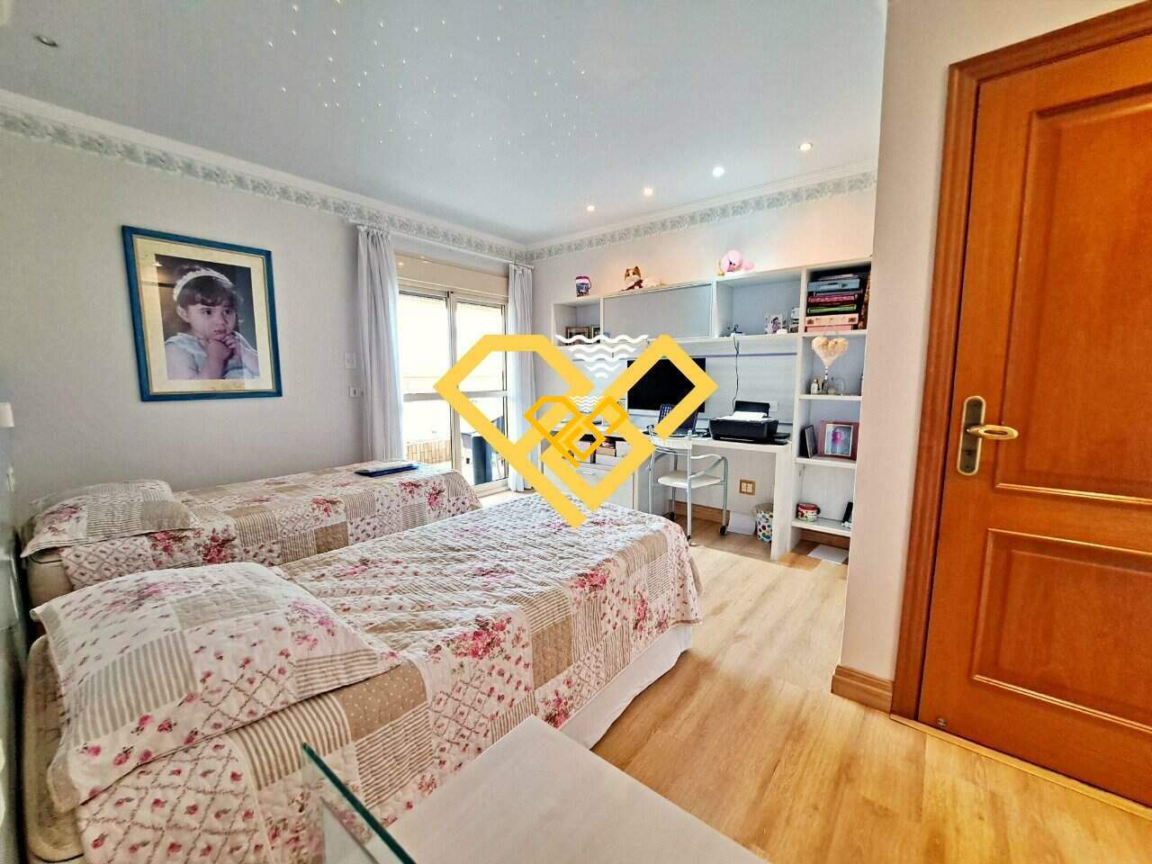 Apartamento à venda no Embaré: Dormitório 2 - suíte