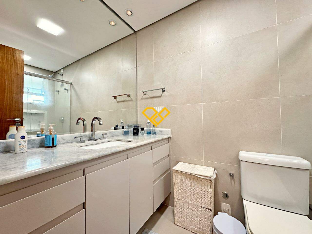 Apartamento à venda no Aparecida: Wc suíte 3