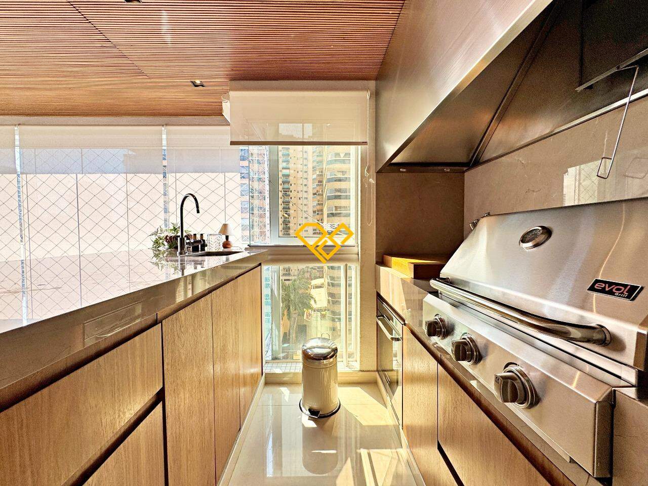 Apartamento à venda no Aparecida: Varanda