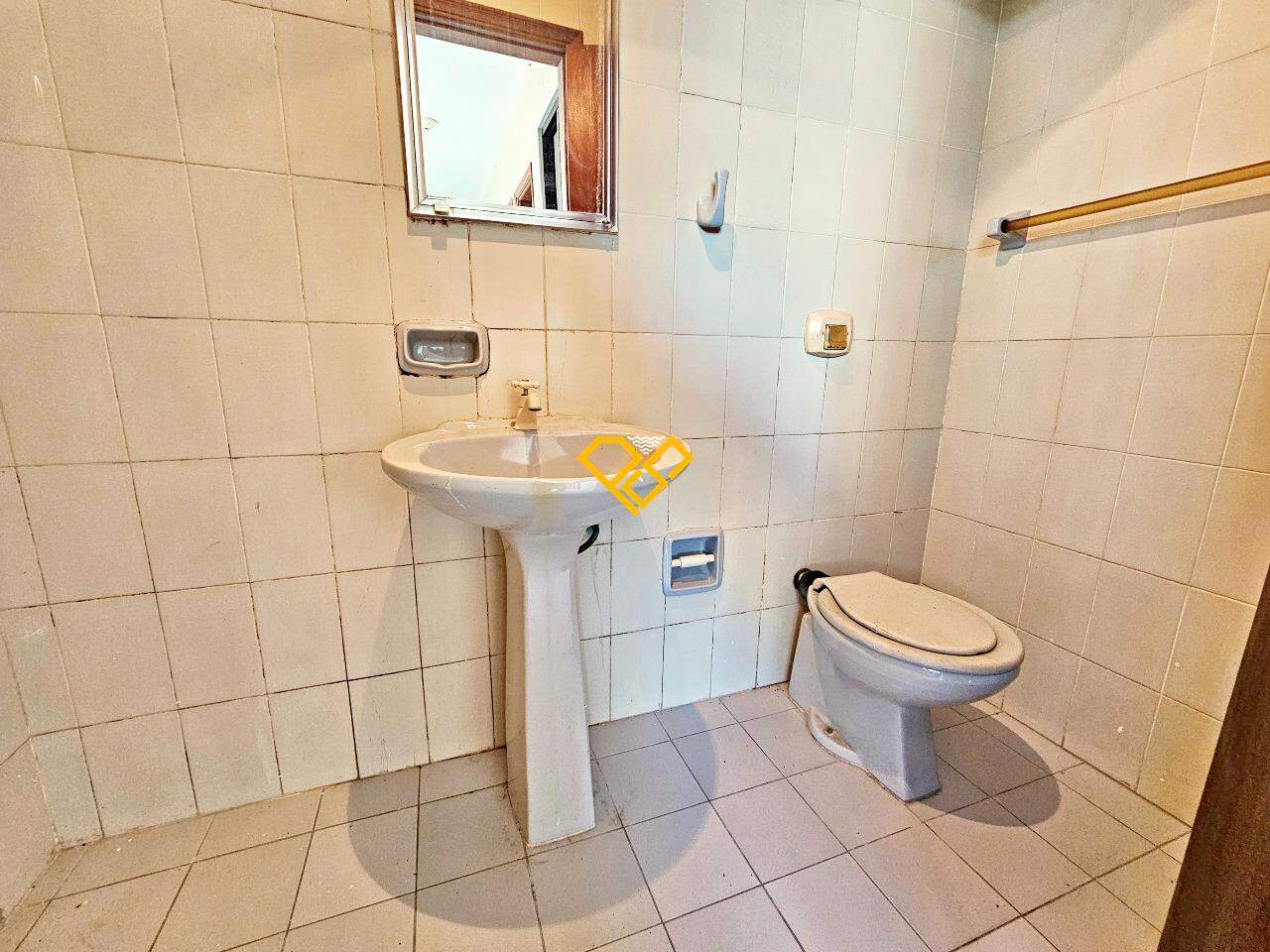 Apartamento à venda no Ponta da Praia: Wc de serviço