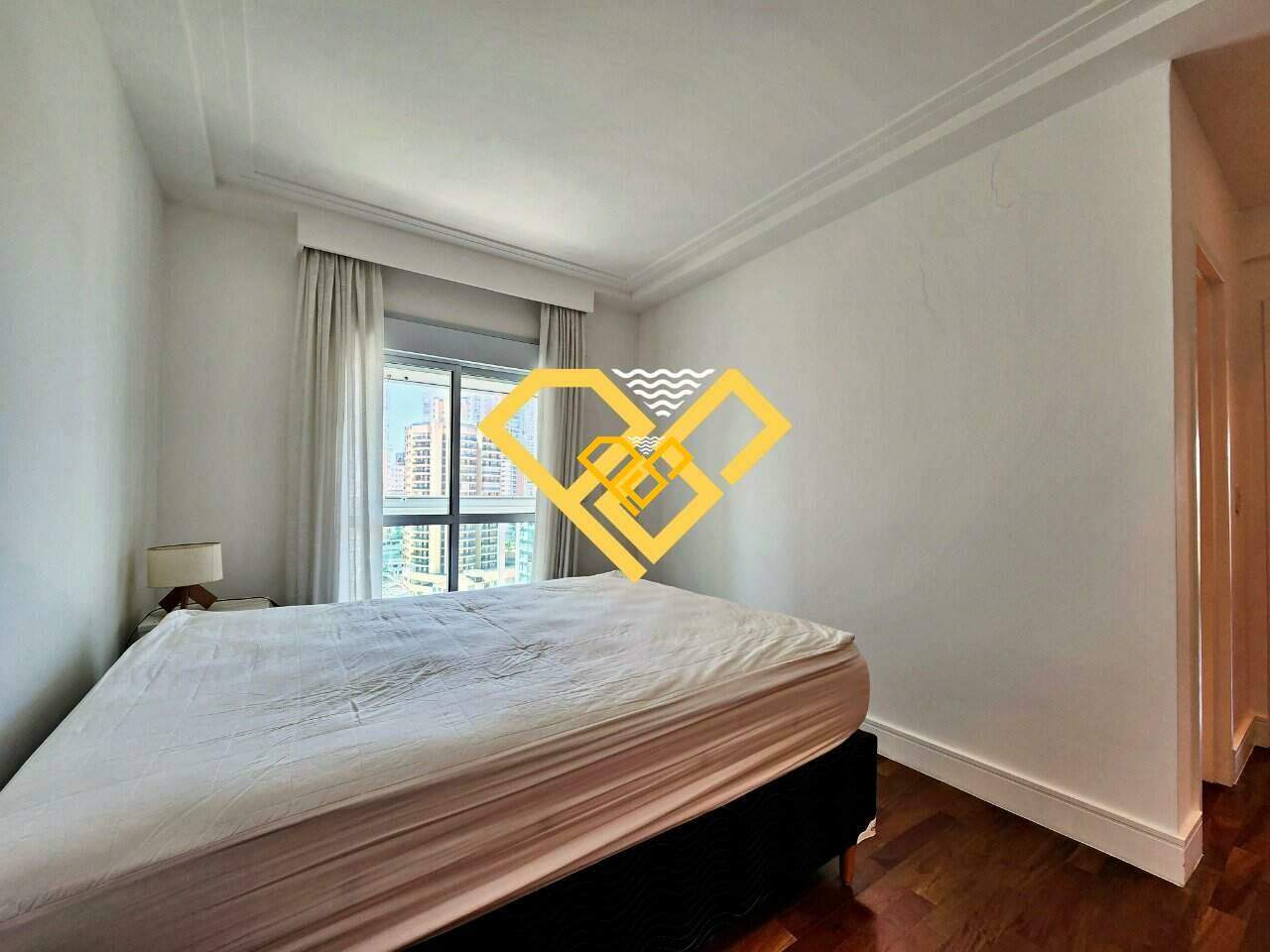 Apartamento à venda no Ponta da Praia: Dormitório 1 - suíte