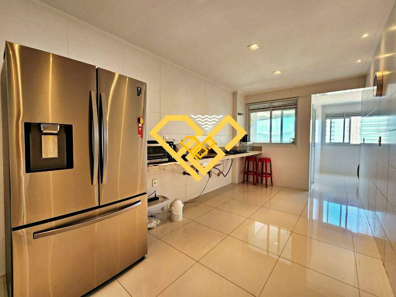 Apartamento à venda no Ponta da Praia: Cozinha