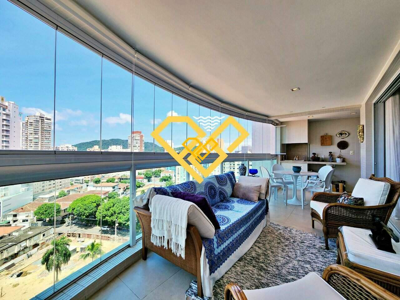 Apartamento à venda no Ponta da Praia: Varanda gourmet