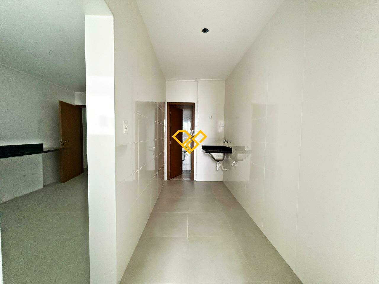 Apartamento à venda no Aparecida: área de serviço e wc serviço