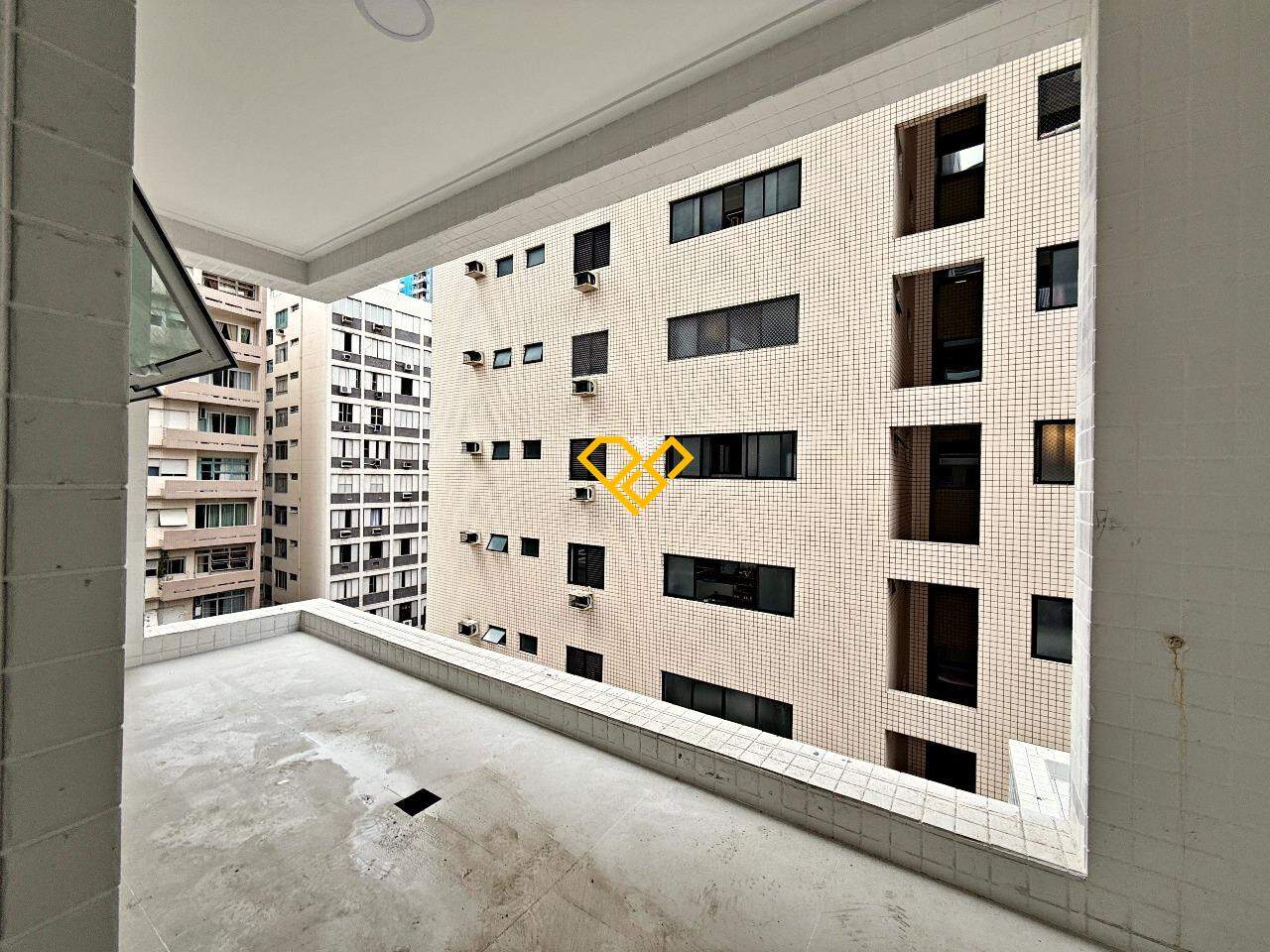 Apartamento à venda no Aparecida: Varanda