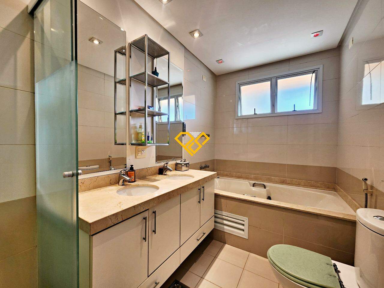 Apartamento à venda no Gonzaga: