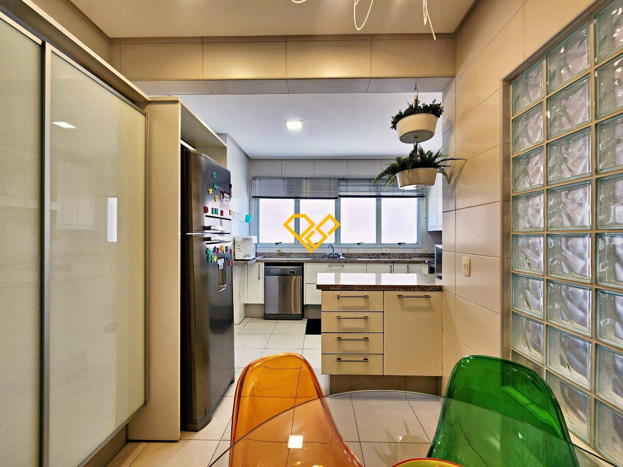 Apartamento à venda no Gonzaga: Cozinha