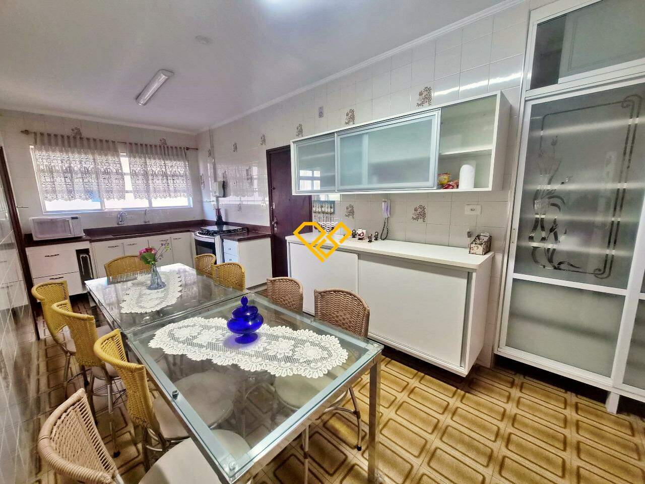 Apartamento à venda no Gonzaga: Cozinha