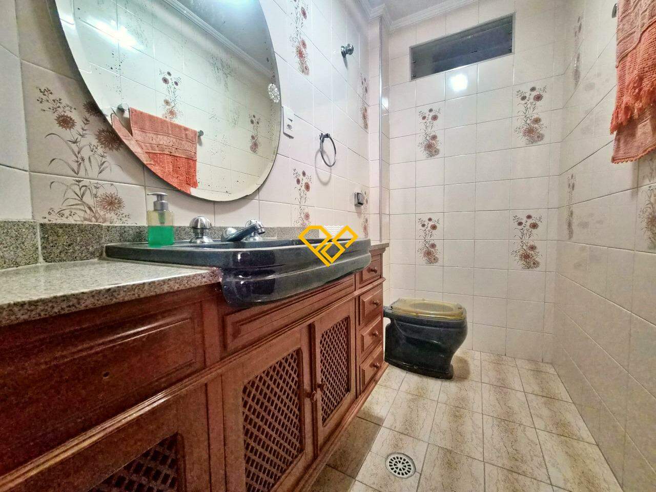 Apartamento à venda no Gonzaga: Wc social