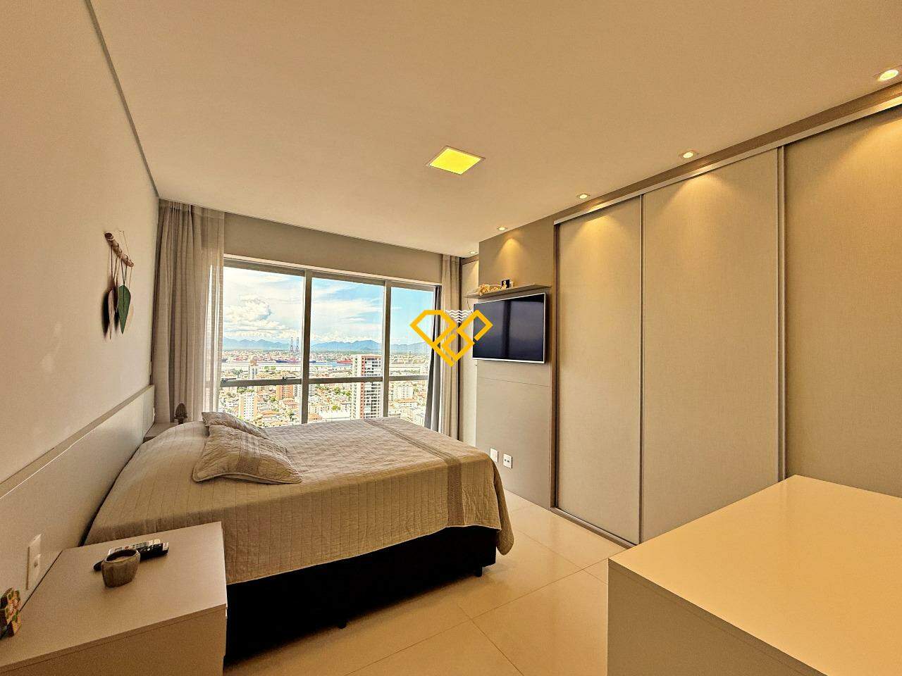 Apartamento à venda no Aparecida: Dormitório - suíte