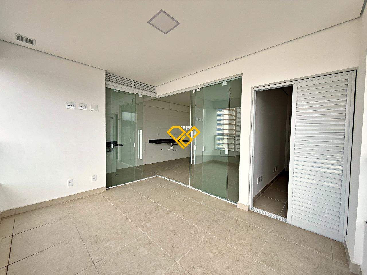 Apartamento à venda no Campo Grande: Varanda