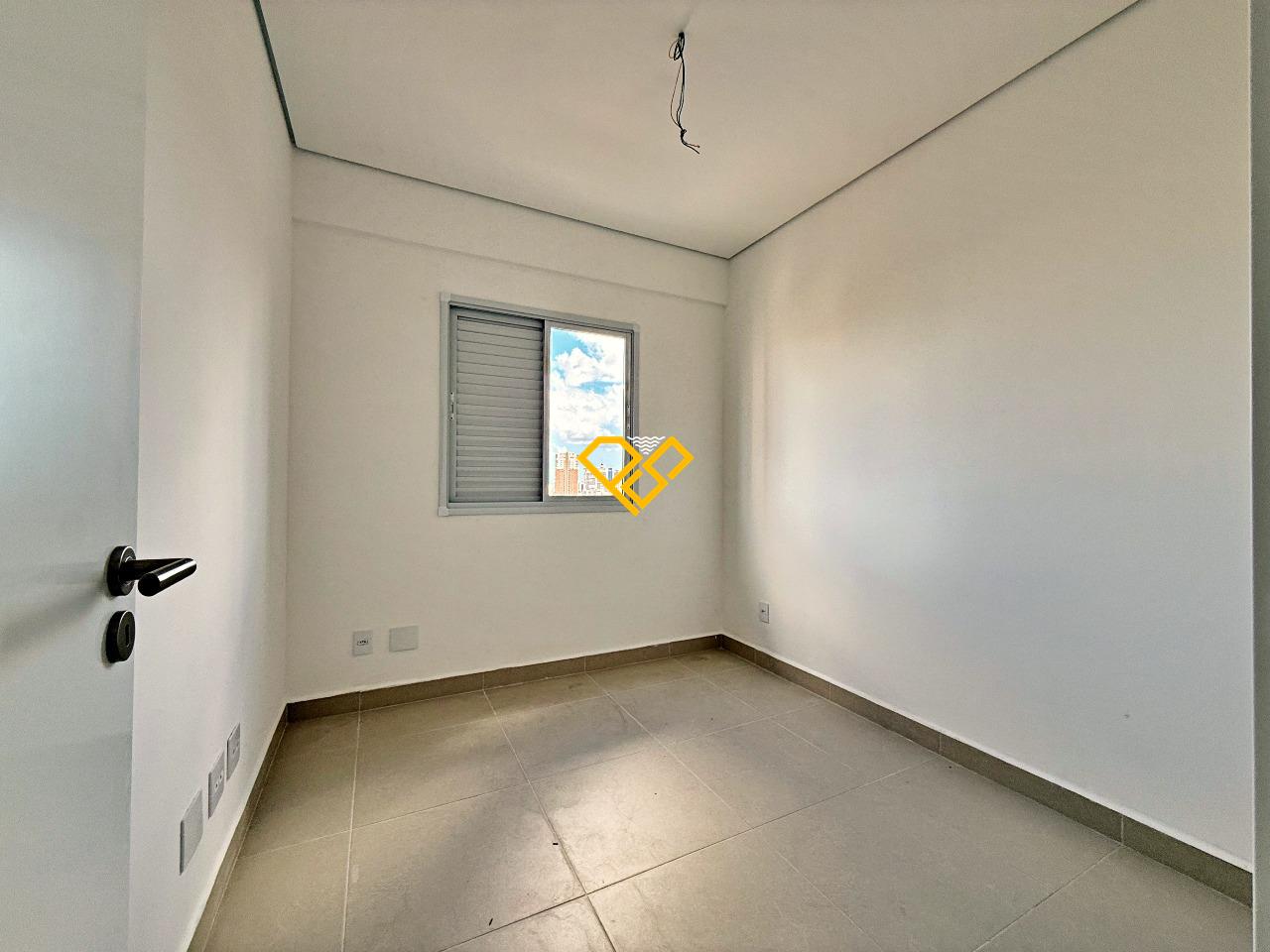 Apartamento à venda no Campo Grande: Dormitório 2