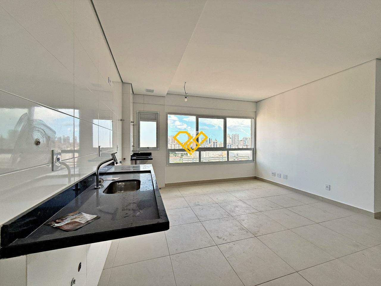 Apartamento à venda no Campo Grande: Sala e cozinha integrada
