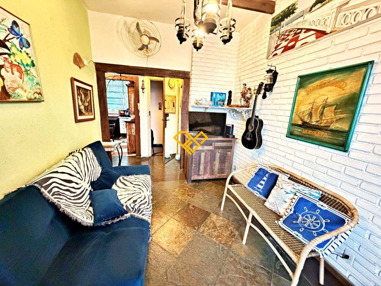 Apartamento à venda no Ponta da Praia: Sala