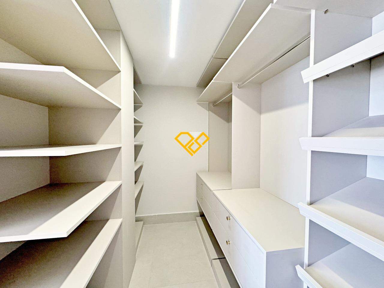 Apartamento à venda no Boqueirão: Dormitório 2 - suíte - closet