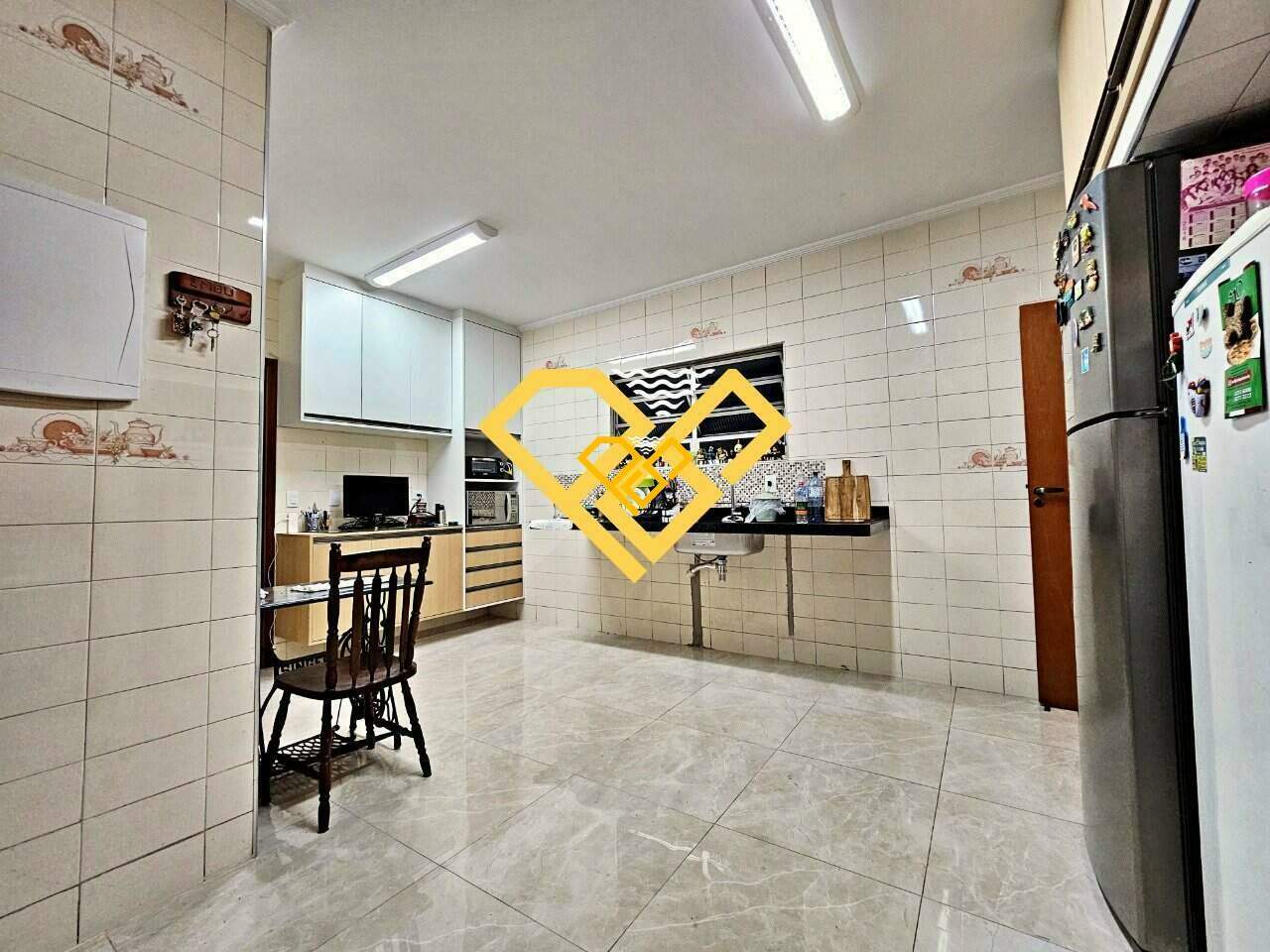 Sobreposta Alta à venda no Embaré: Cozinha