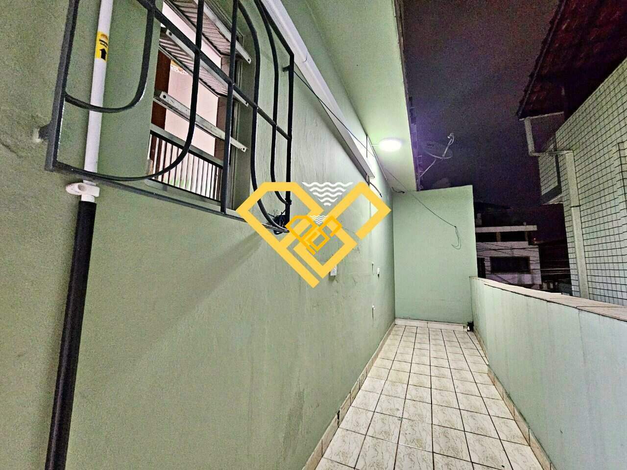 Sobreposta Alta à venda no Embaré: