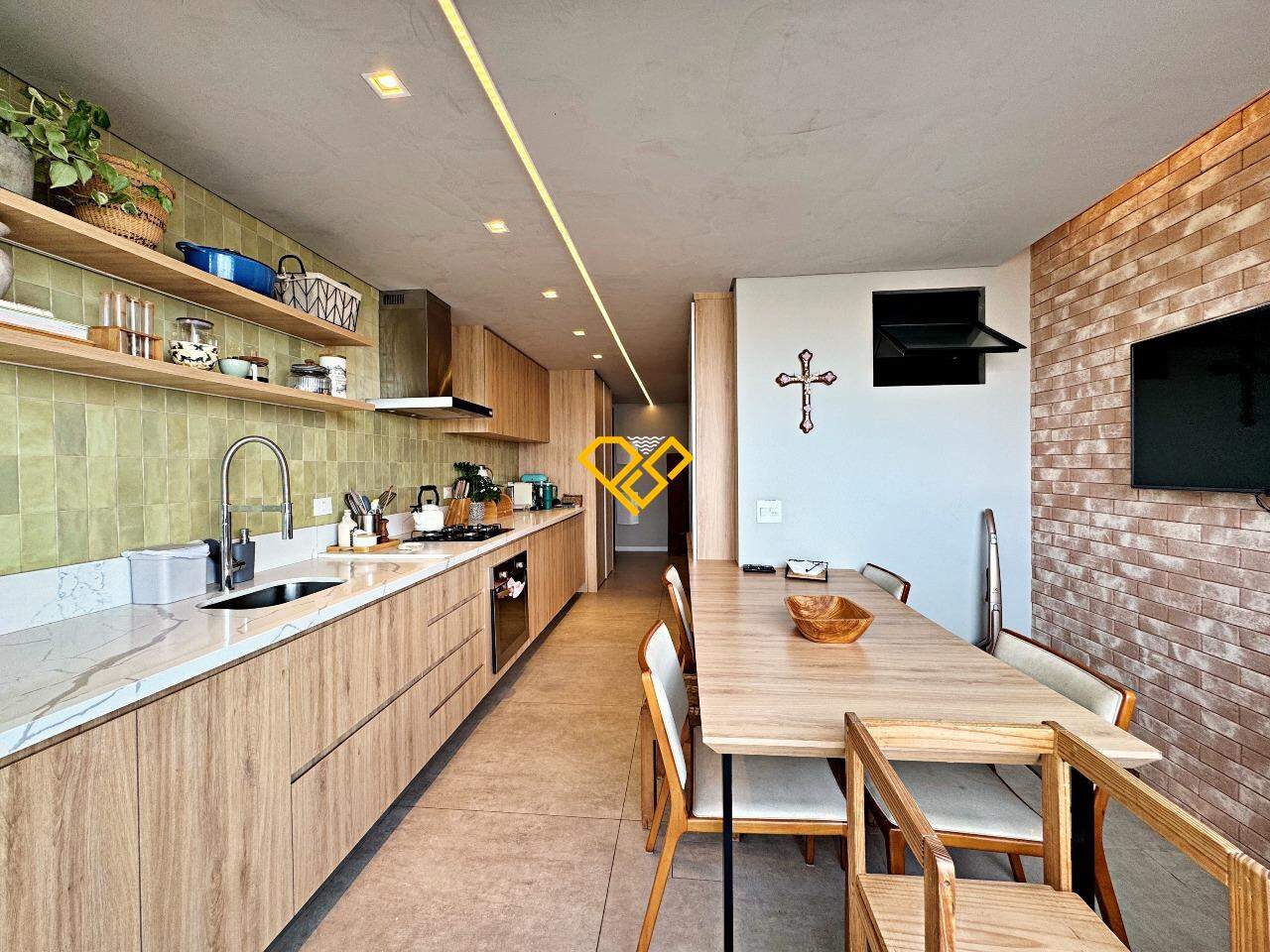 Apartamento à venda no Embaré: Varanda gourmet