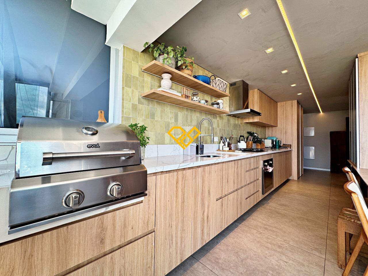 Apartamento à venda no Embaré: Cozinha