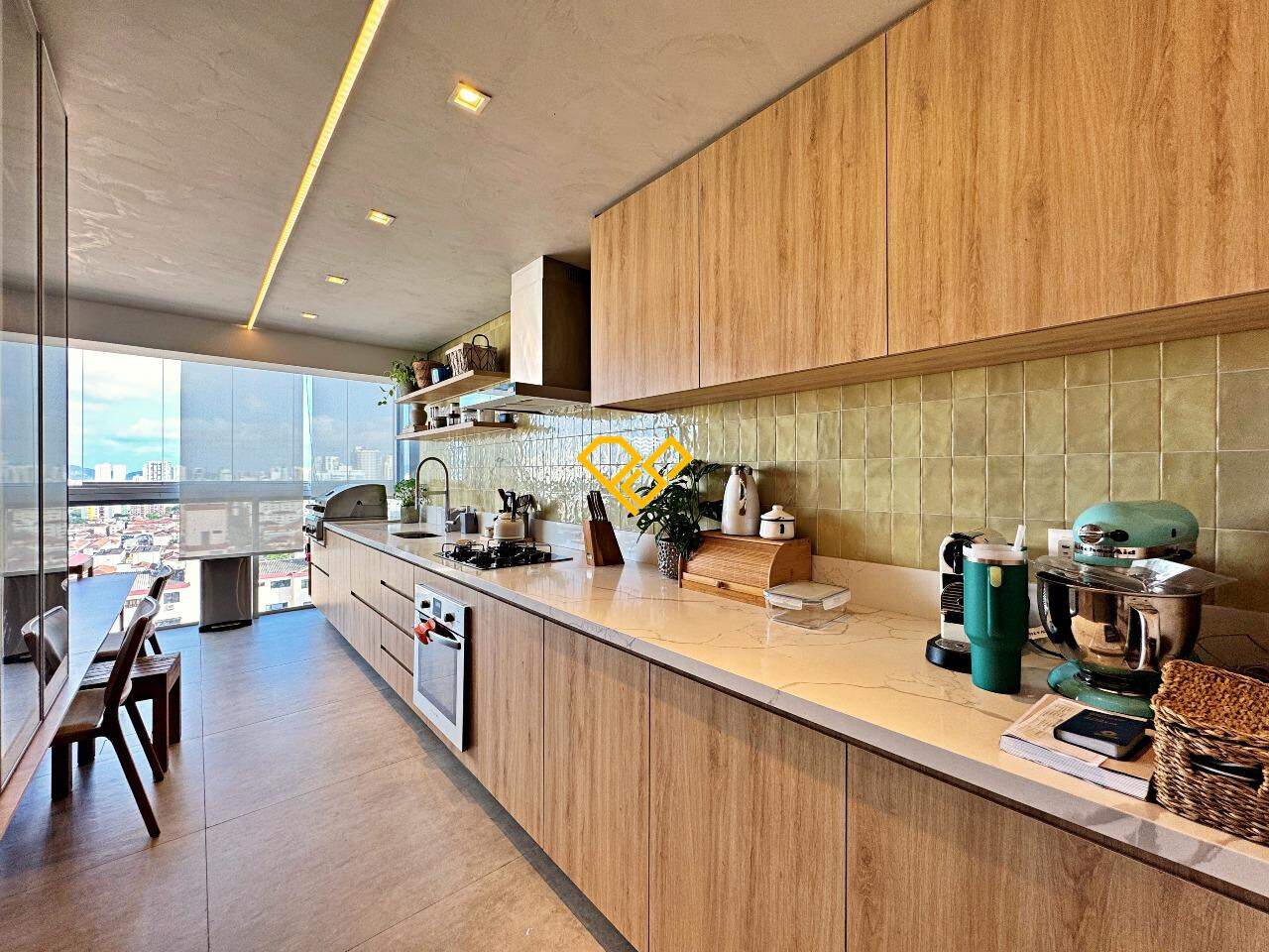 Apartamento à venda no Embaré: Cozinha