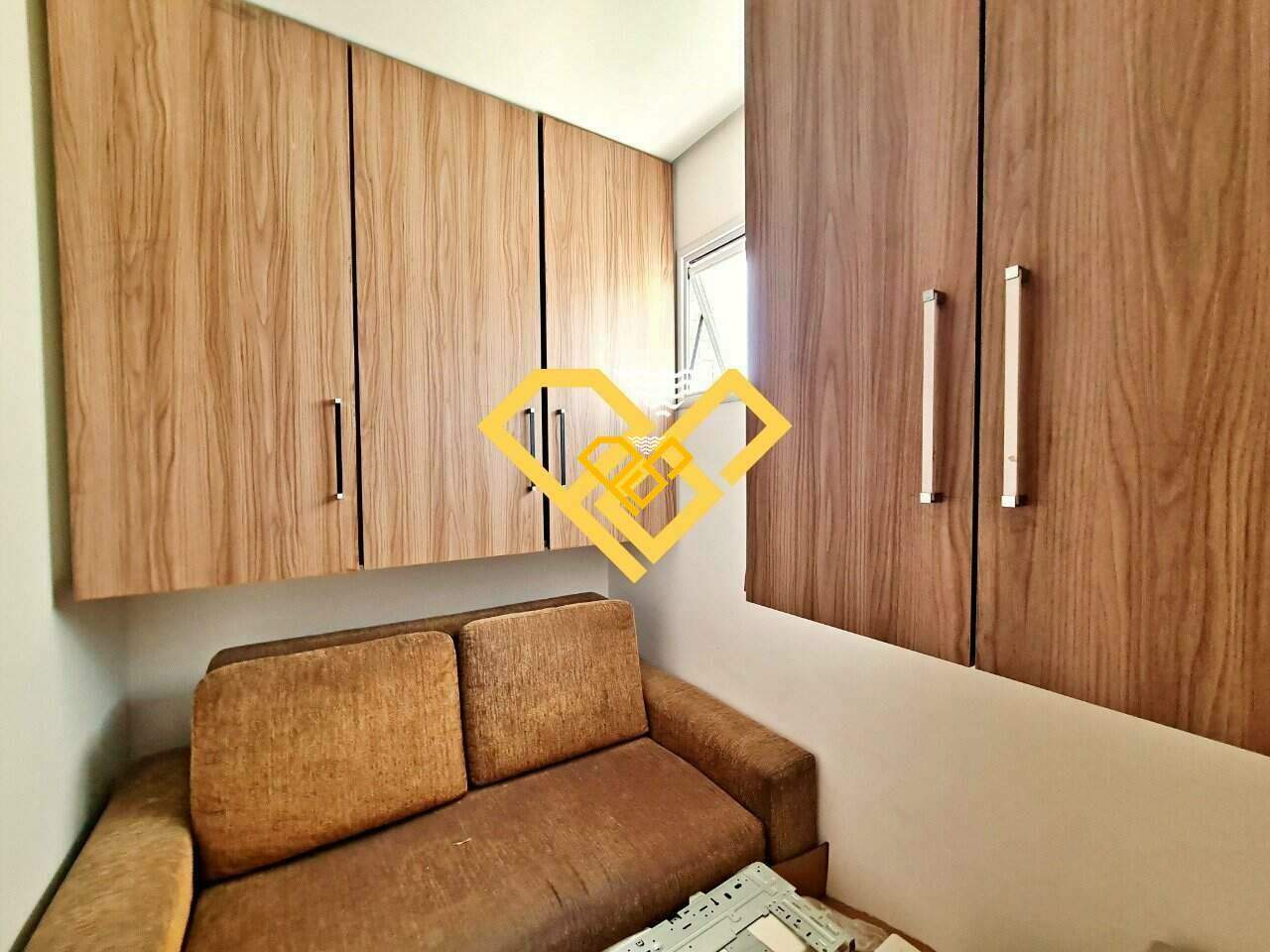 Apartamento à venda no Embaré: Dependência