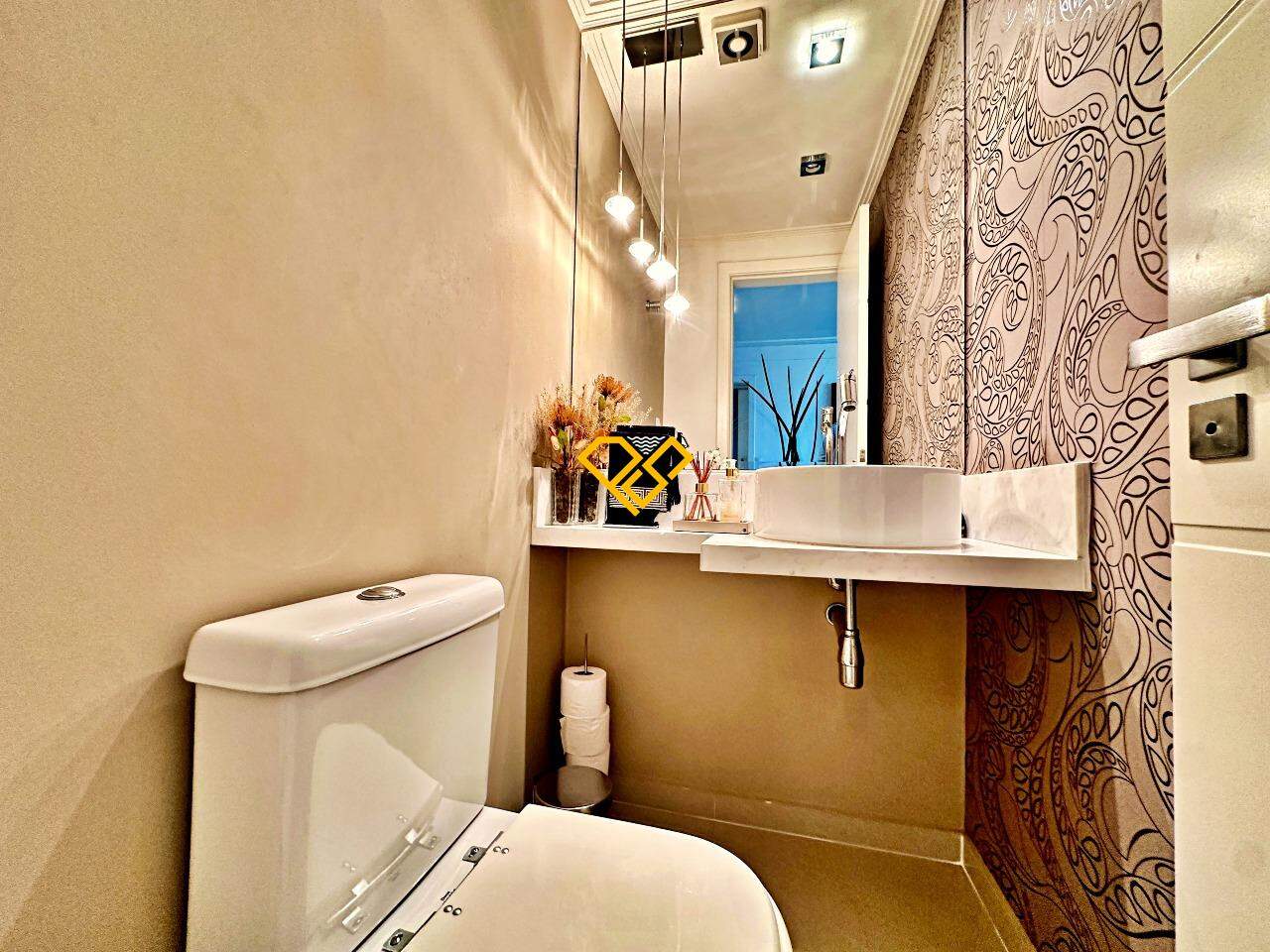 Apartamento à venda no Embaré: Lavabo