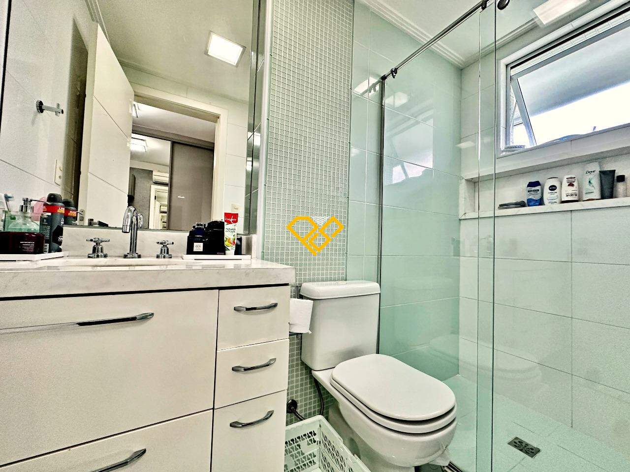 Apartamento à venda no Embaré: Wc suíte 2