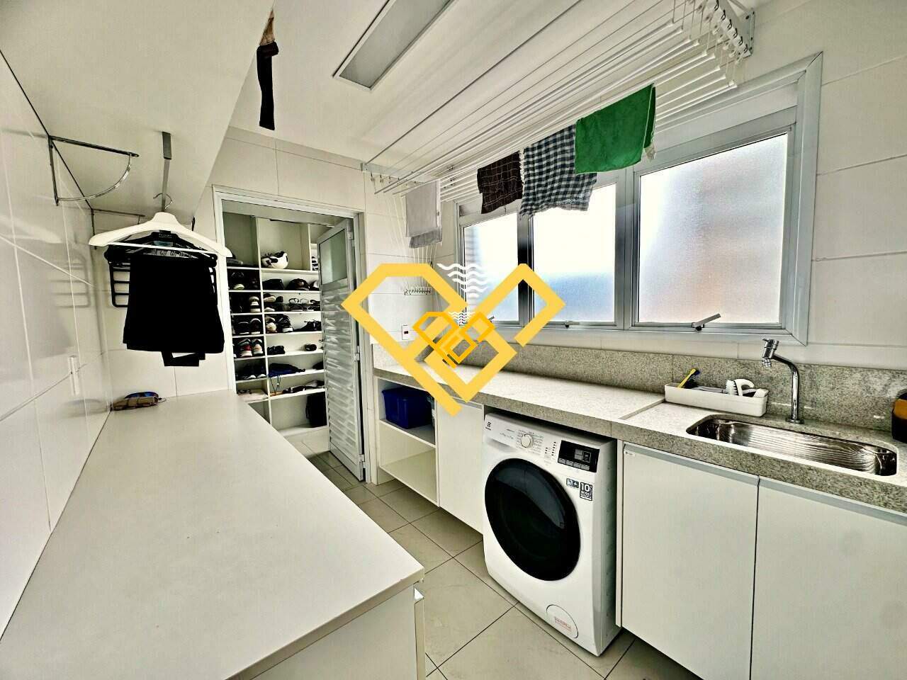 Apartamento à venda no Pompéia: Lavanderia