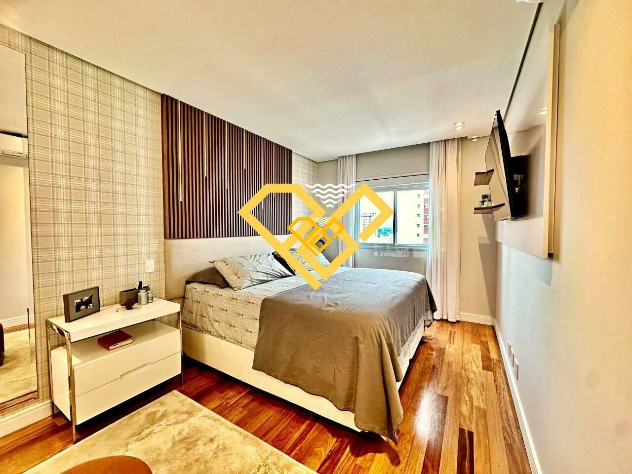 Apartamento à venda no Pompéia: Dormitório 1 - suíte