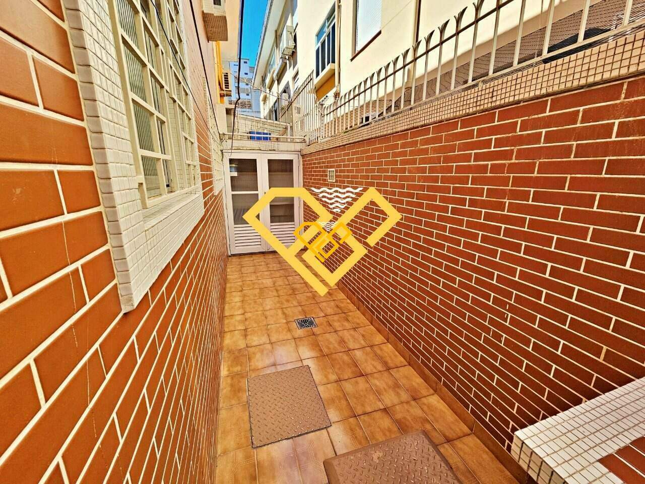 Casa à venda no Boqueirão: Área externa