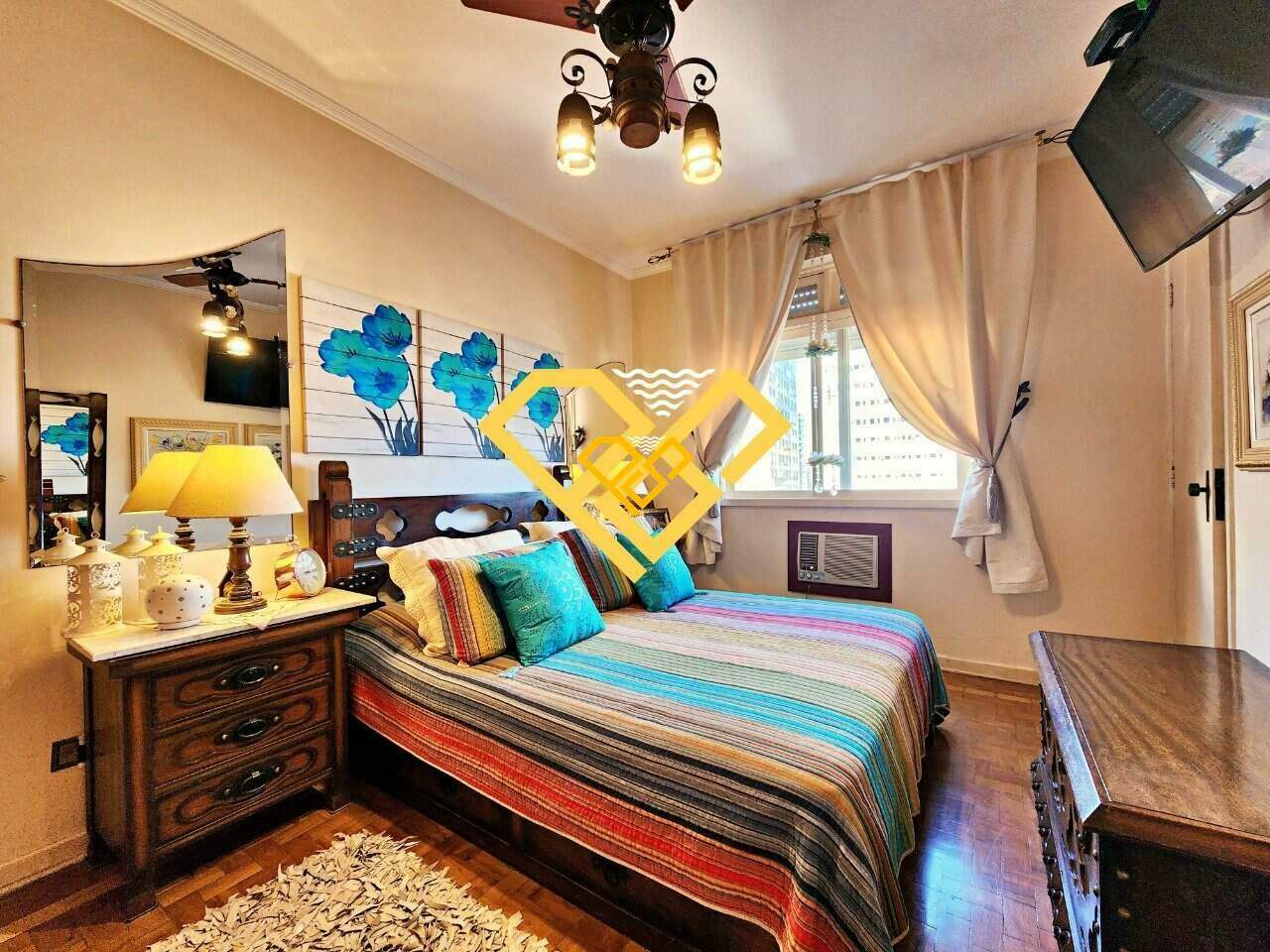 Apartamento à venda no Gonzaga: Dormitório 1 - suíte
