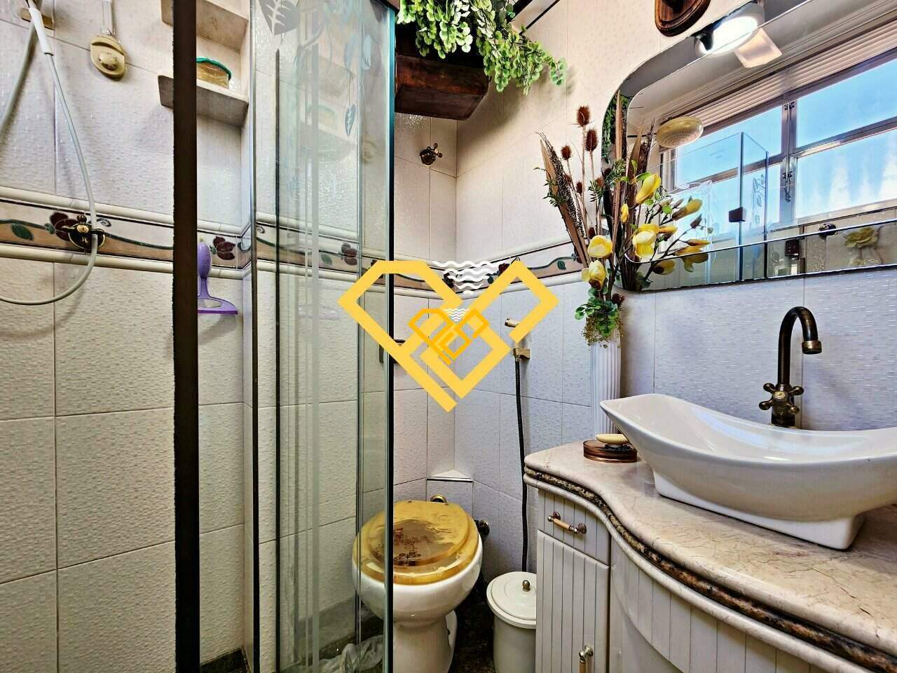 Apartamento à venda no Gonzaga: Wc suíite