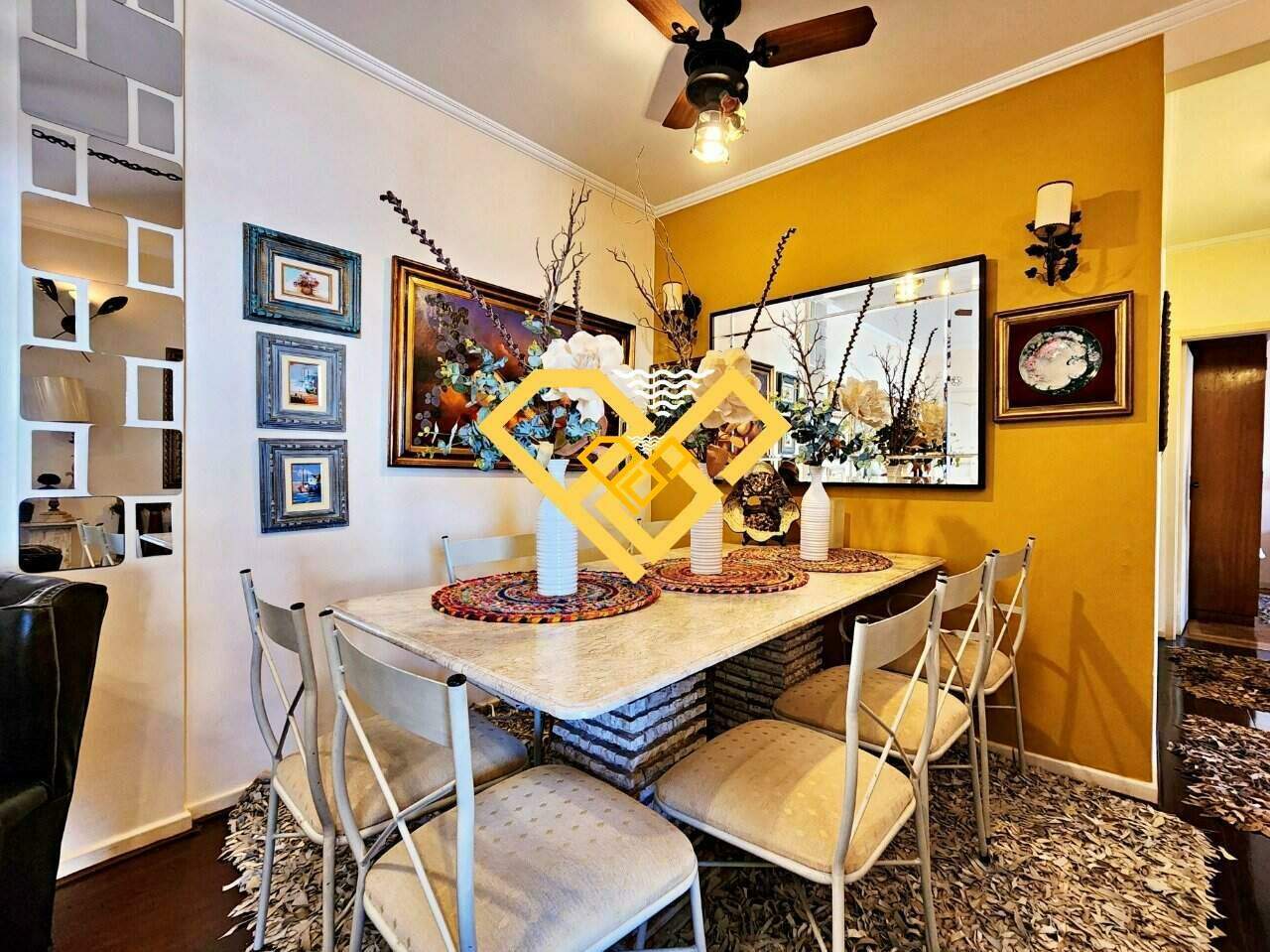 Apartamento à venda no Gonzaga: Sala
