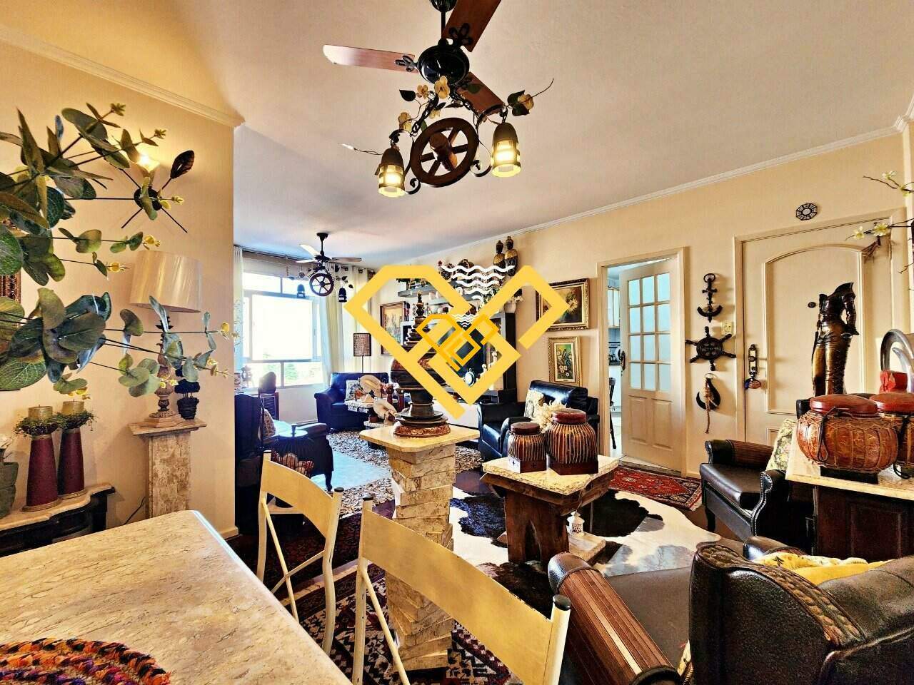 Apartamento à venda no Gonzaga: Sala