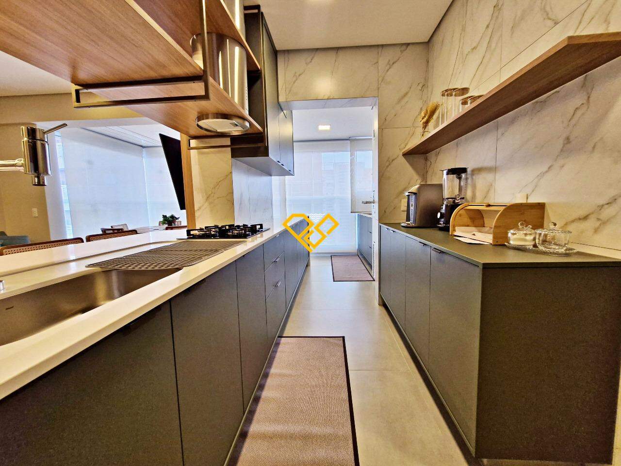 Apartamento à venda no Gonzaga: Cozinha
