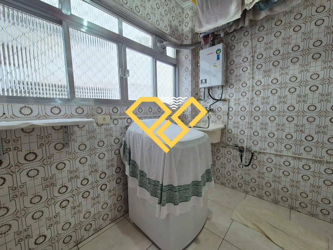 Apartamento à venda no José Menino: Área de serviço