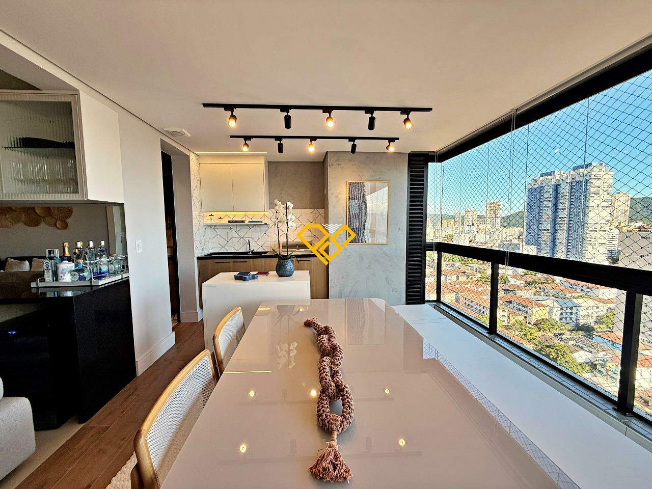 Apartamento à venda no Aparecida: Varanda