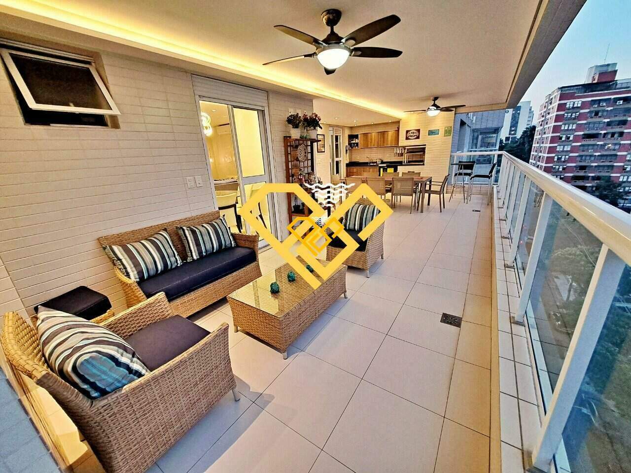 Apartamento à venda no Boqueirão: Varanda gourmet