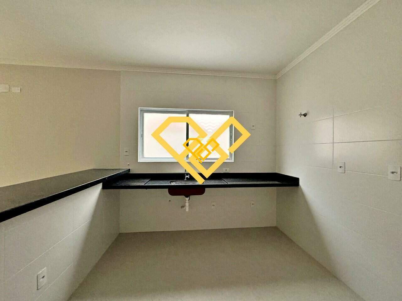 Sobreposta Baixa à venda no Marapé: 