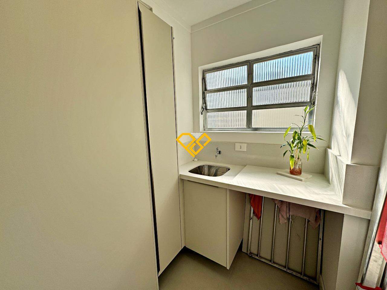 Apartamento à venda no José Menino: Área de serviço