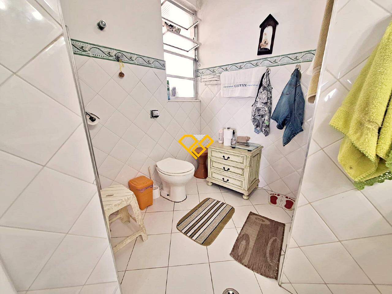 Apartamento à venda no Gonzaga: Wc social