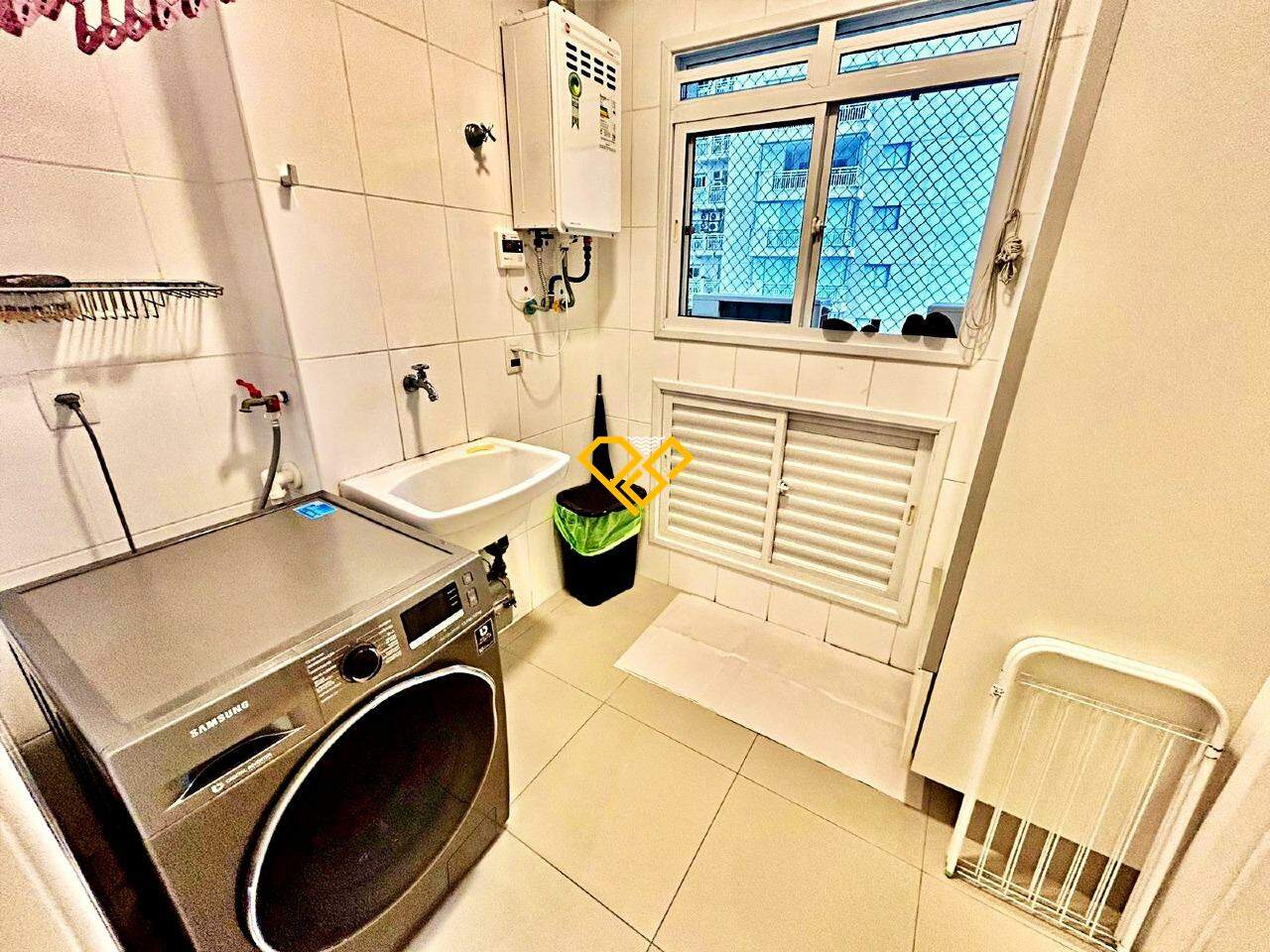 Apartamento à venda no Marapé: Área de serviço