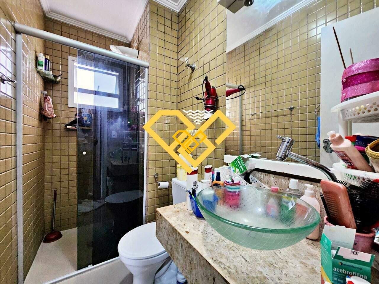 Sobrado à venda no Campo Grande: WC suíte