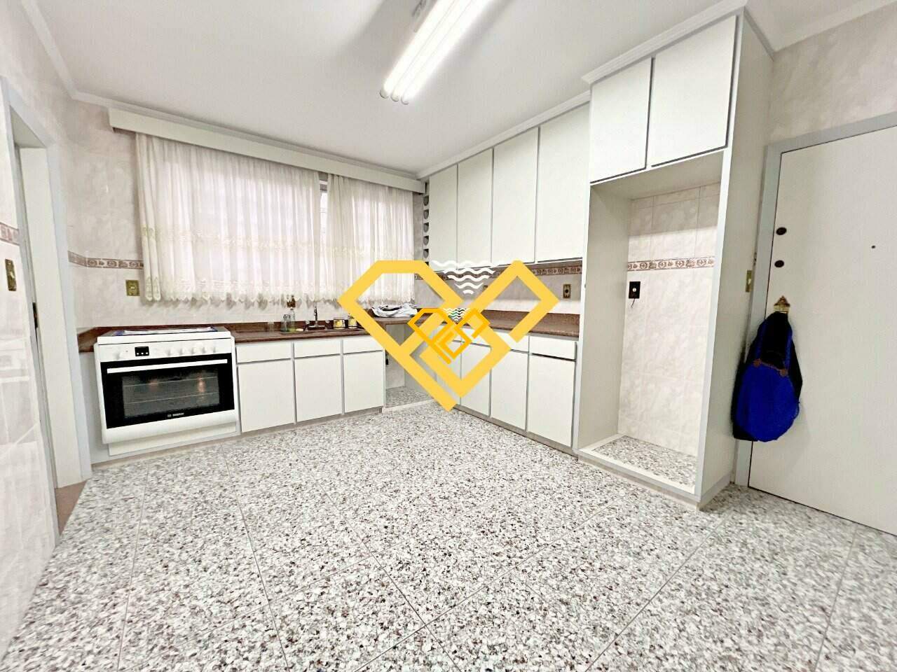 Apartamento à venda no Gonzaga: 