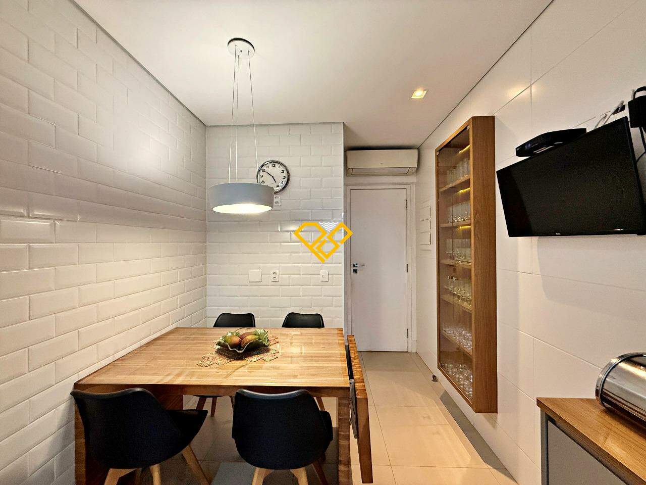 Apartamento à venda no Ponta da Praia: Cozinha