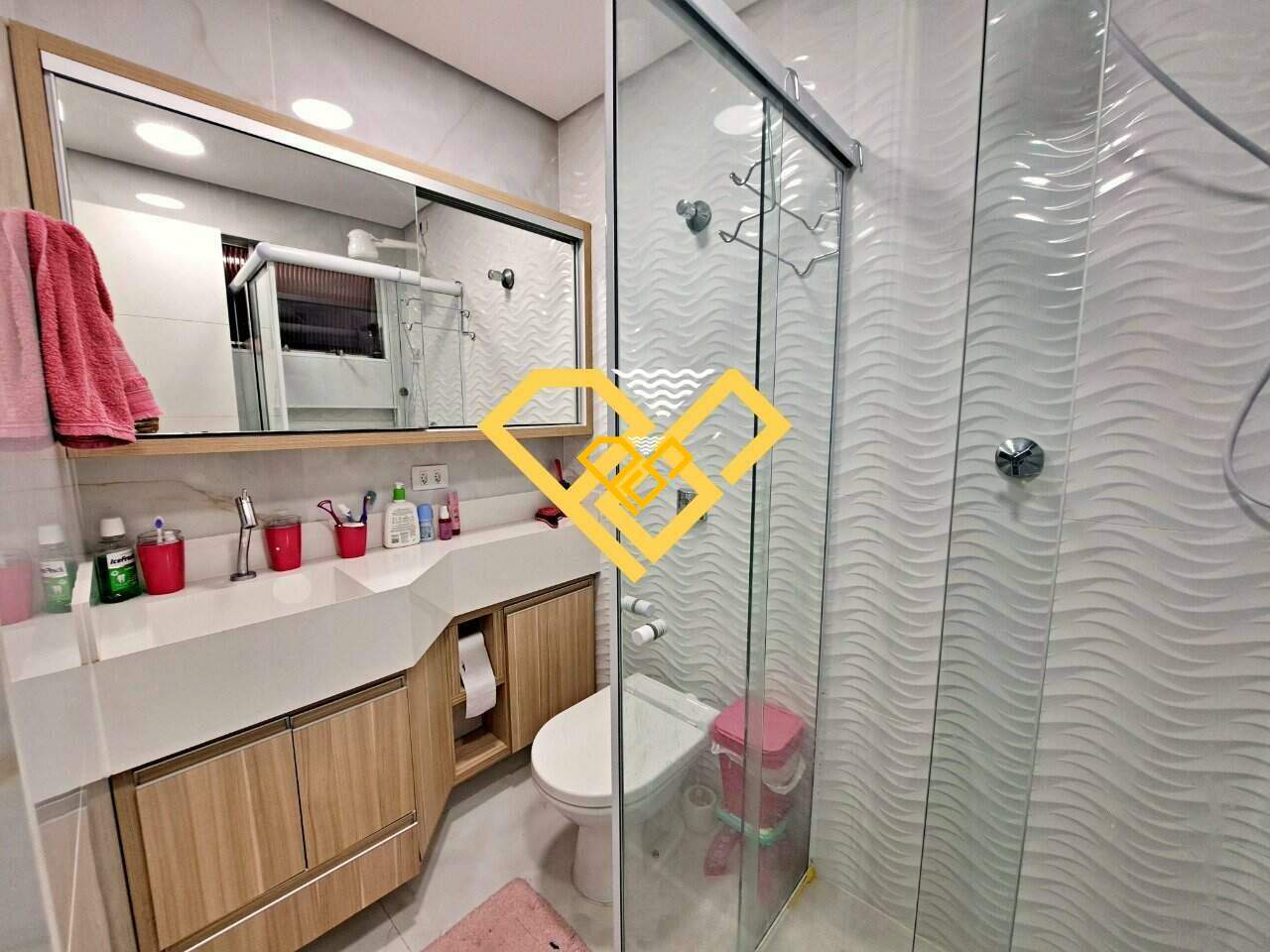 Cobertura à venda no Campo Grande: WC suíte 2