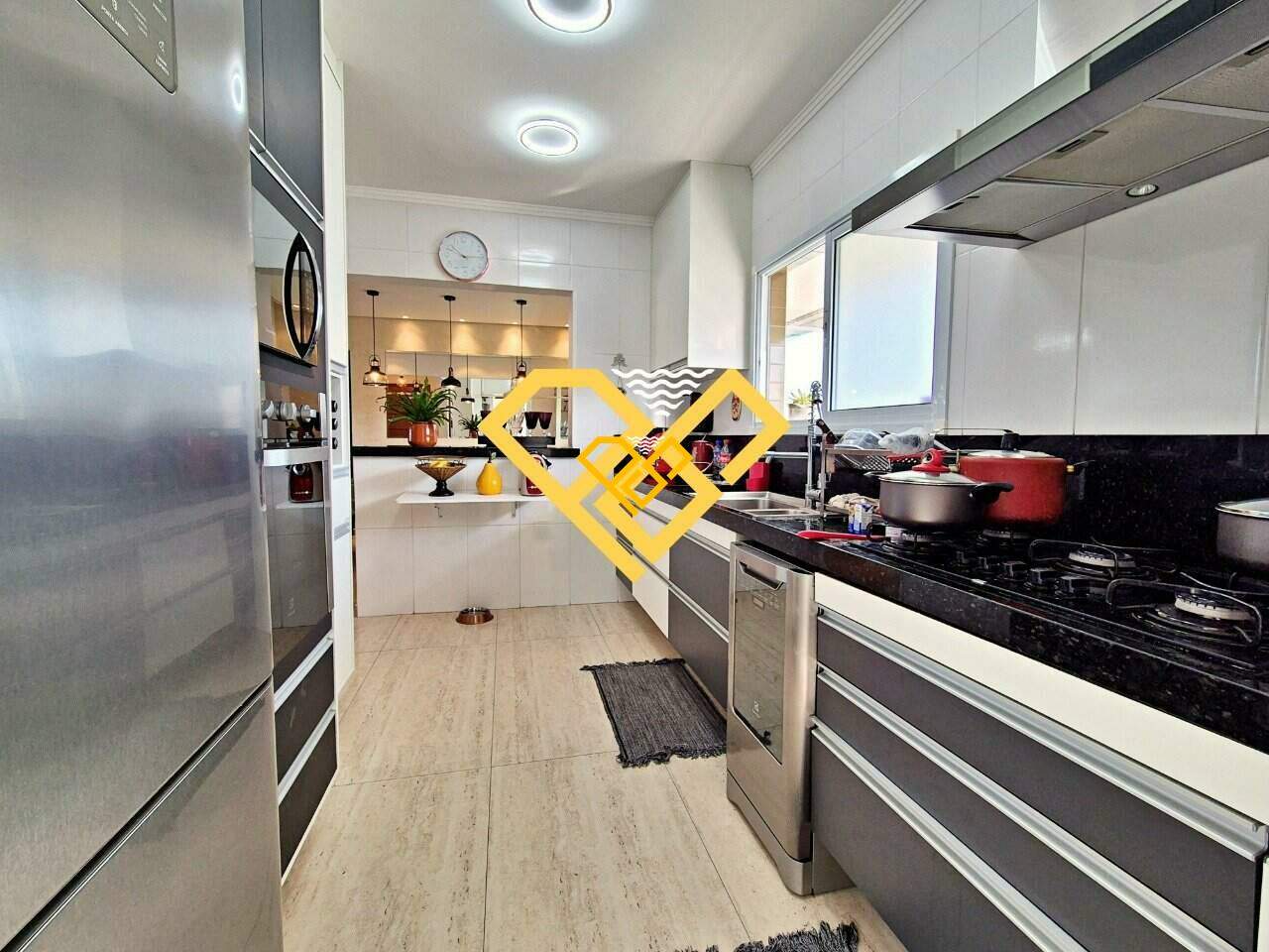 Apartamento à venda no Campo Grande: Cozinha