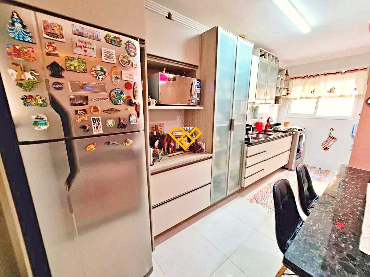Casa à venda no Gonzaga: Cozinha
