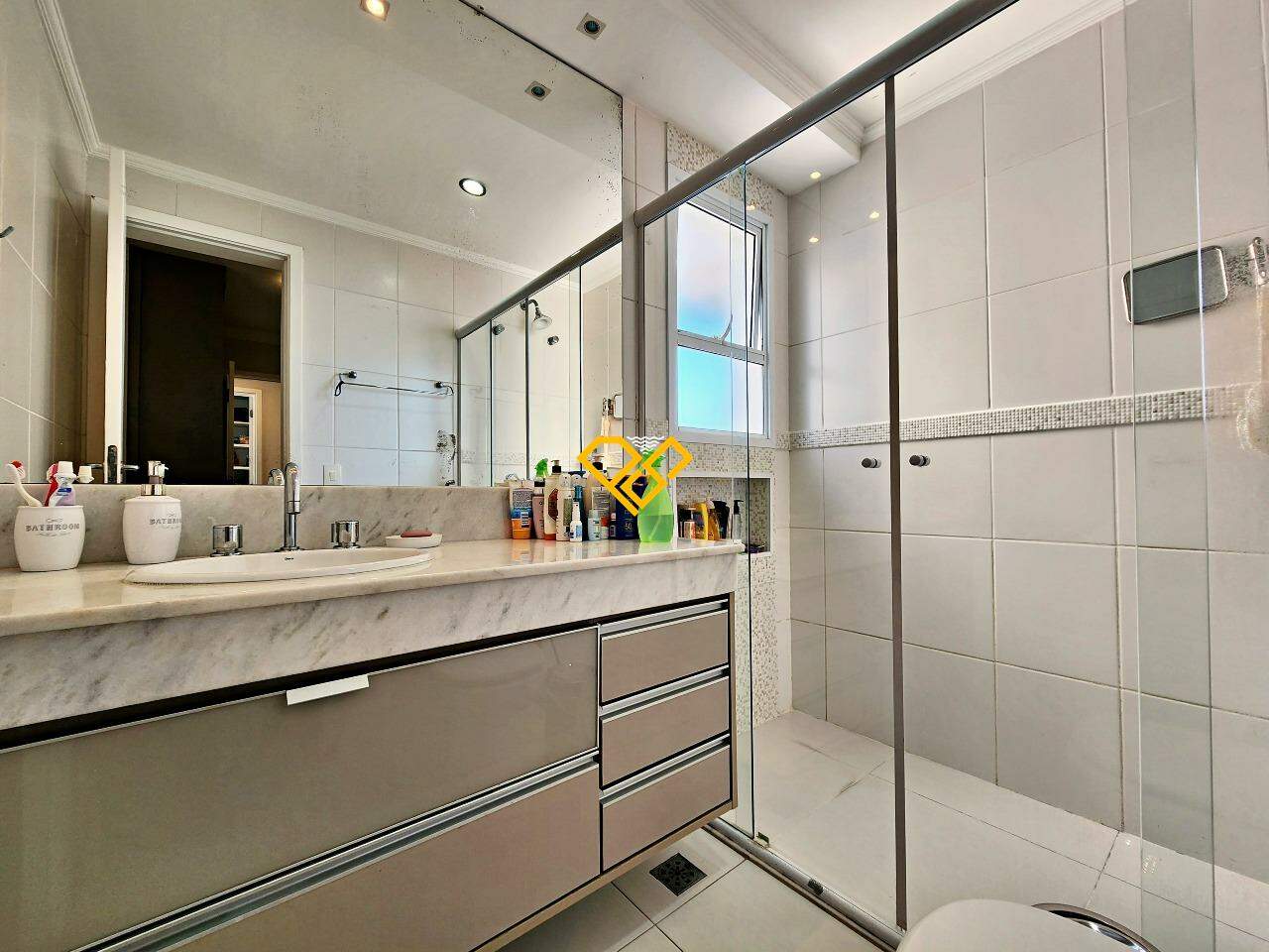 Apartamento à venda no Ponta da Praia: Wc suíte