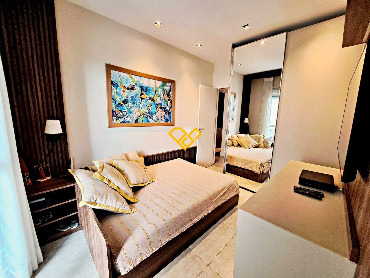 Garden à venda no Embaré: Suíte 1